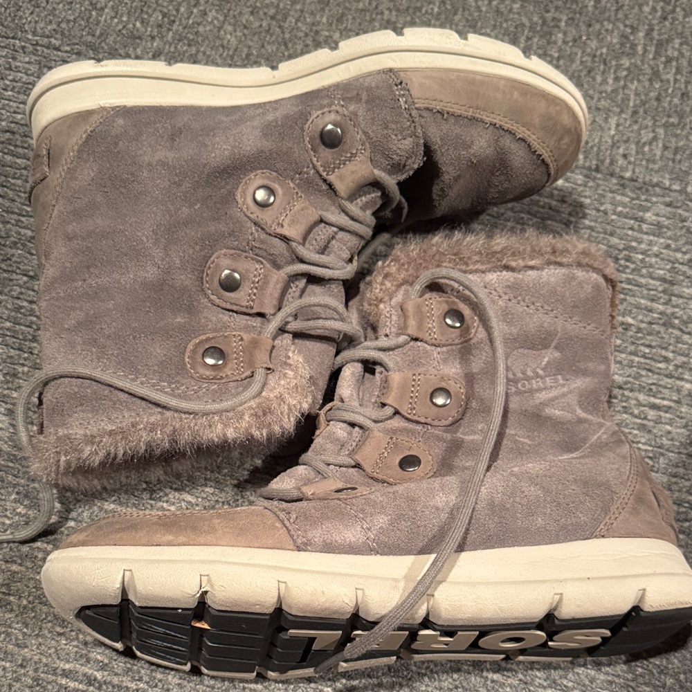 Sorel Women's Taupe Suede Winter Boots